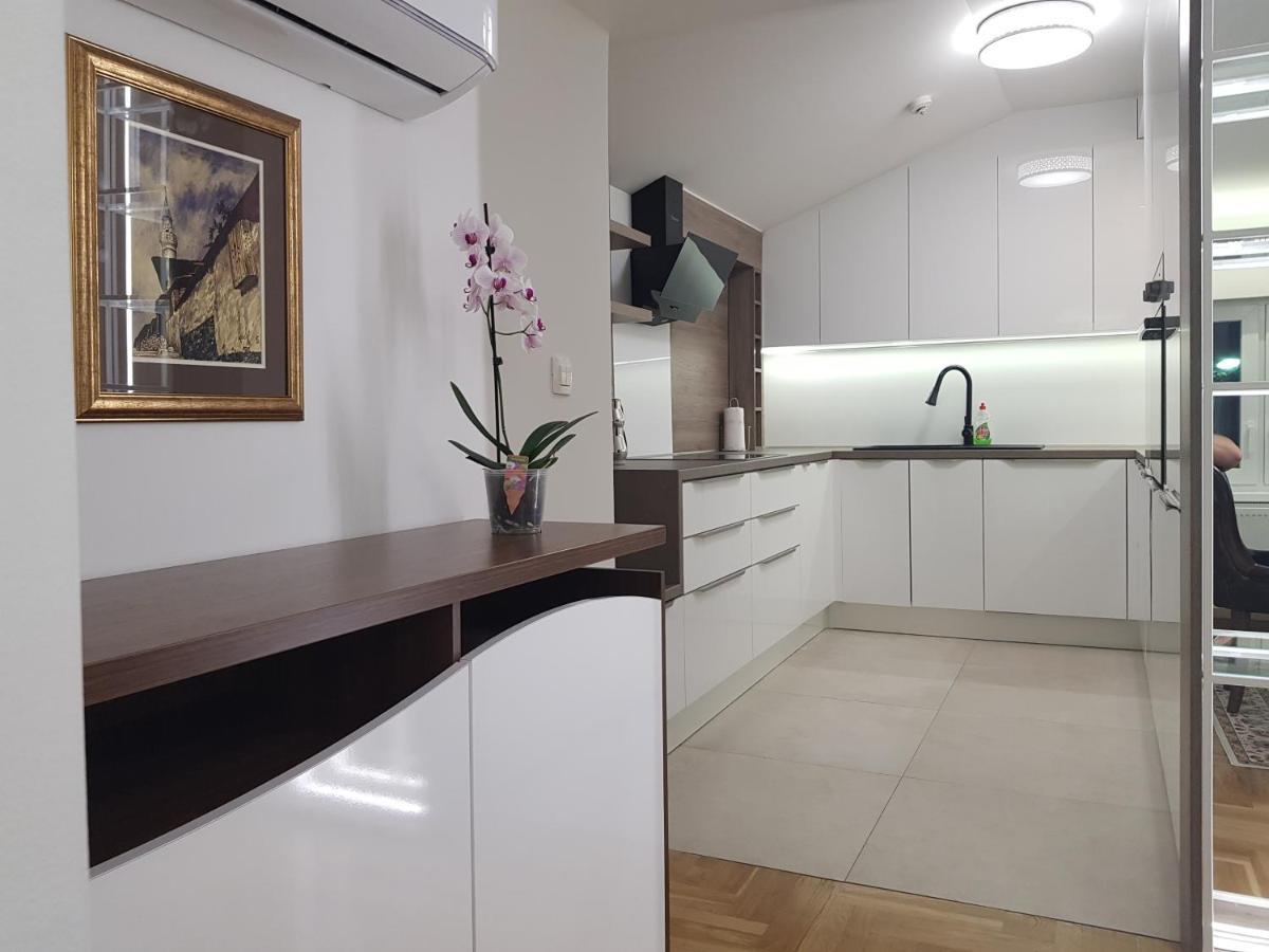 Silver Gate Apartment Сараево Екстериор снимка
