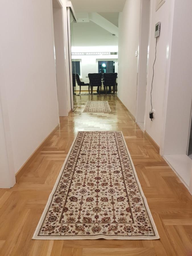 Silver Gate Apartment Сараево Екстериор снимка